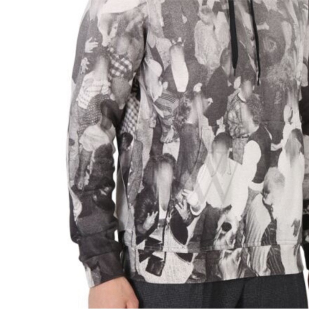 XL Rave print Burberry men’s hoodie
